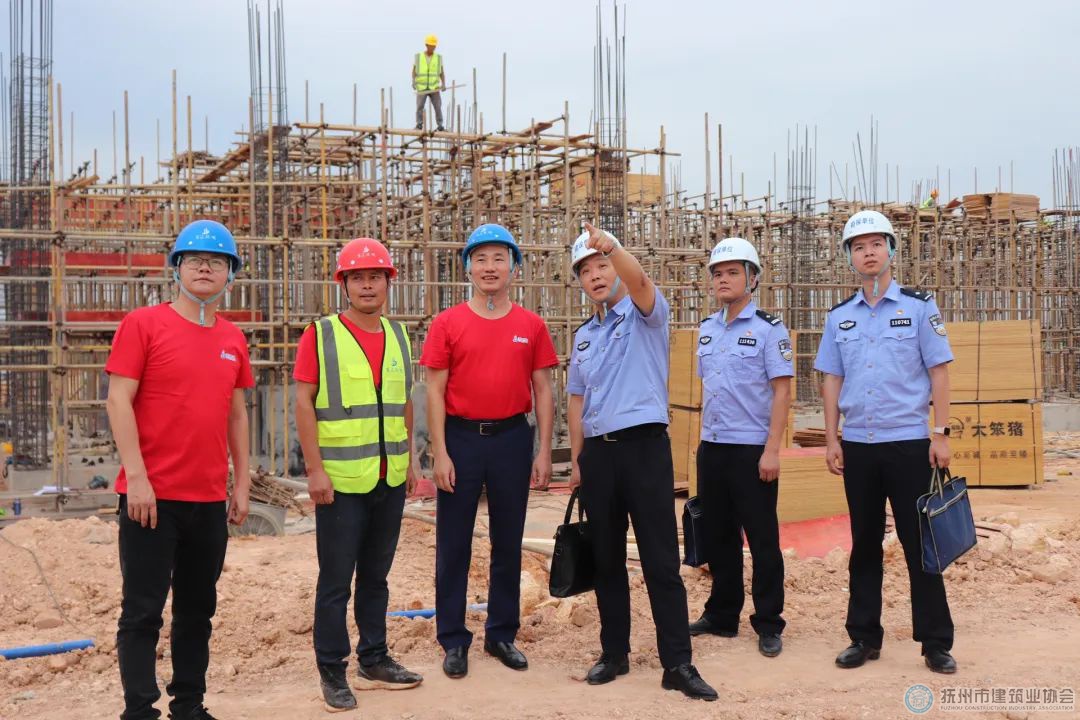 1685583912607651.jpg 640 (4).jpg