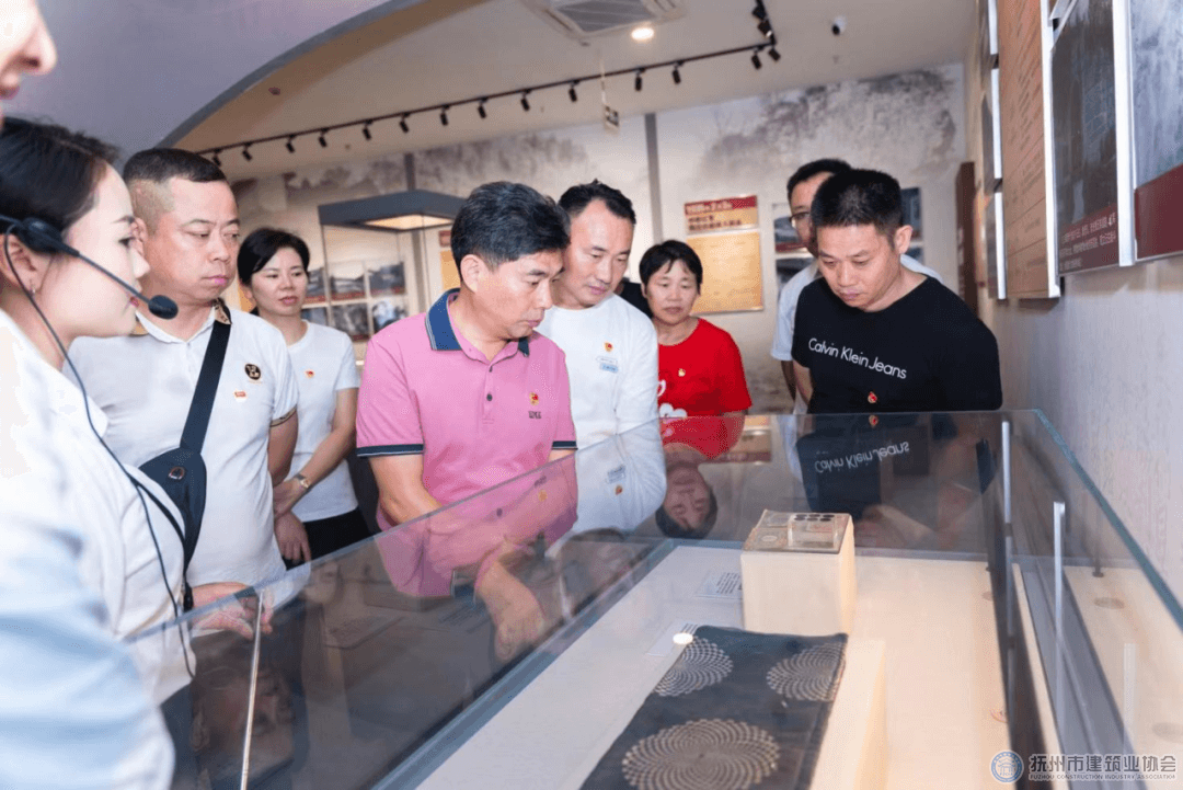 1692845976409877.png 640 (14).png