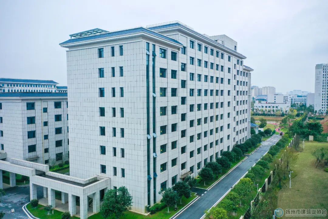 1700444004947990.jpg 640.jpg