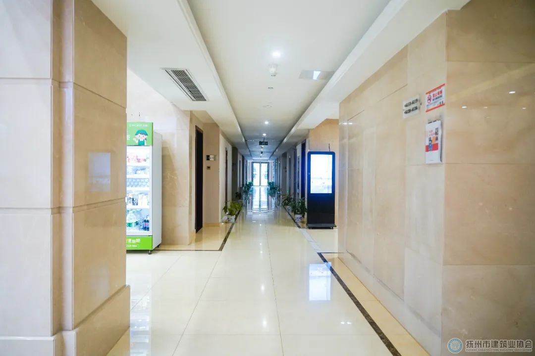 1700444241847424.jpg 640 (3).jpg